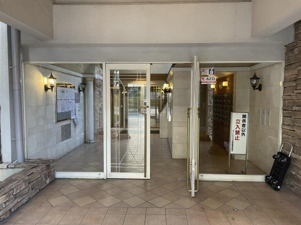 セントビスタ北岡崎のエントランス