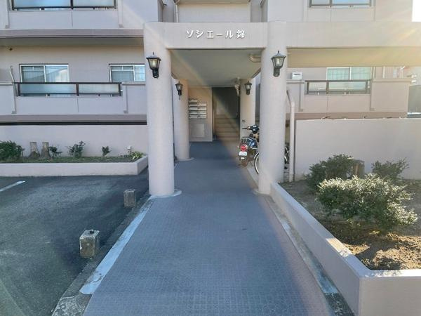 ソシエール錦のエントランス