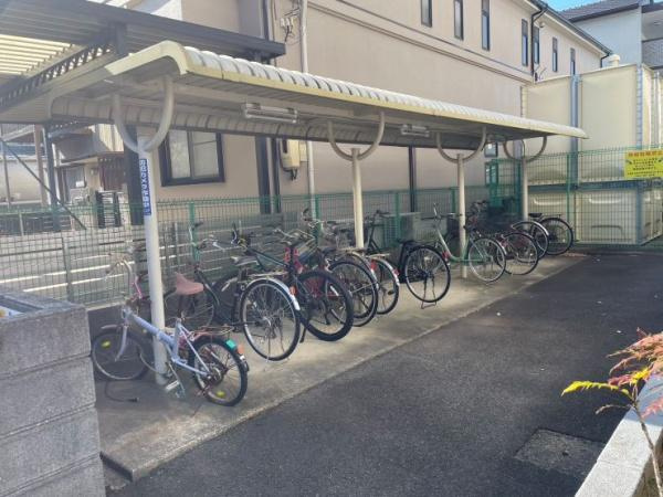 アーバンヒル葵のその他共用部分|駐輪場です。