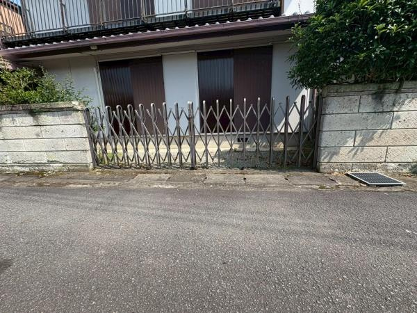 和歌山市布施屋　中古戸建の駐車場