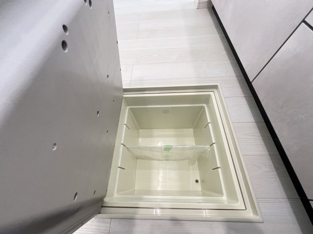 碧南第63相生町　全4棟　1号棟の収納|床下収納