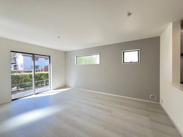 碧南第63相生町　全4棟　1号棟の居間・リビング|LDK15.75帖