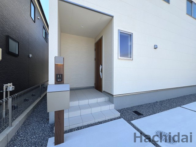 碧南第63相生町　全4棟　1号棟のエントランス