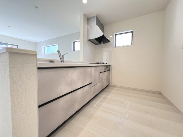 碧南第63相生町　全4棟　1号棟のキッチン