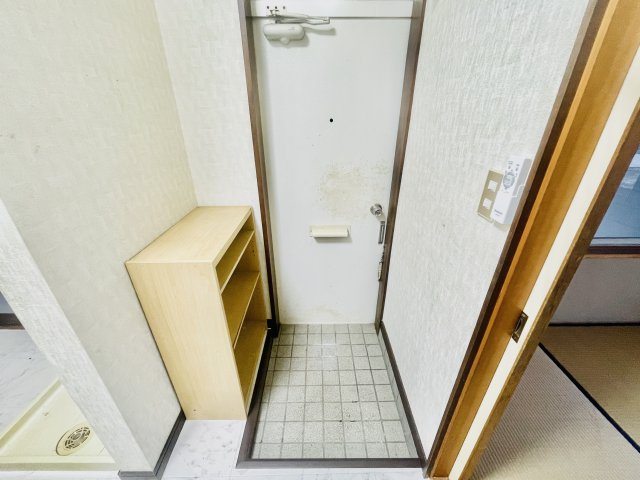 モンパレス新潟三条第6-1号館の玄関|毎日通る玄関はこちらです