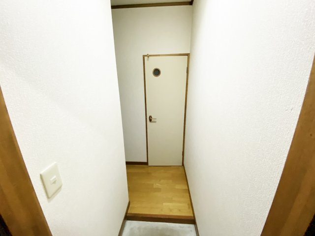 コーポラス光の玄関|シンプルで使いやすい玄関です