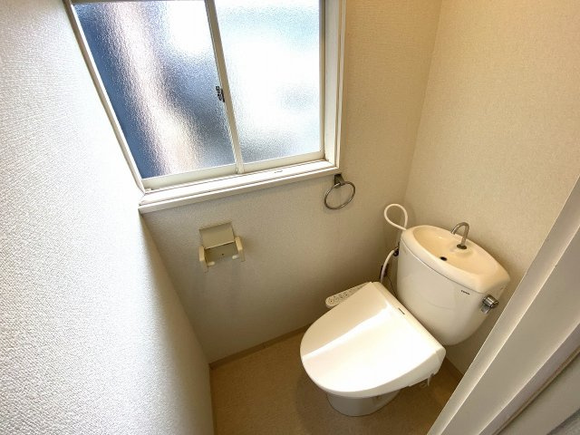 南風弐番館のトイレ|シンプルで使いやすいトイレです
