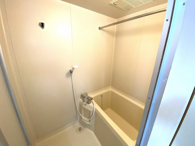 南風弐番館の浴室|日々の暮らしに欠かせないお風呂です