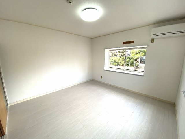 南風弐番館の洋室|スタンダードな洋室です