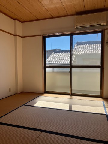 プチメゾン井原の和室
