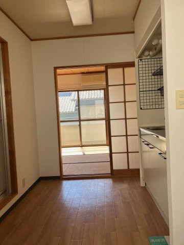 プチメゾン井原の内装