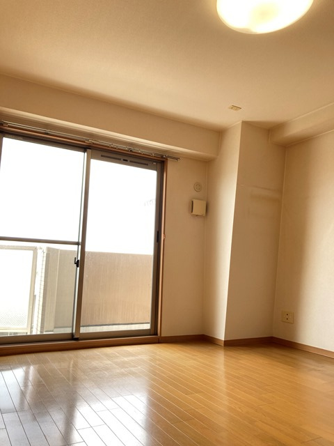 ランドマーク豊川の居間・リビング