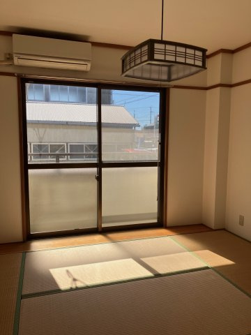 プチメゾン井原の和室