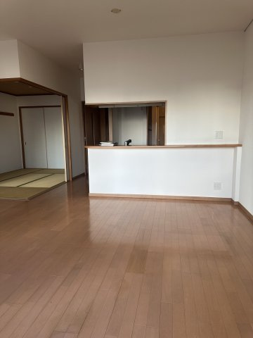 キャンファーローレルタワー豊橋　802号室の居間・リビング|現入居者、入居前の写真を掲載