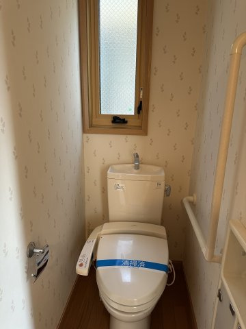 上伝馬町50番１貸家のトイレ