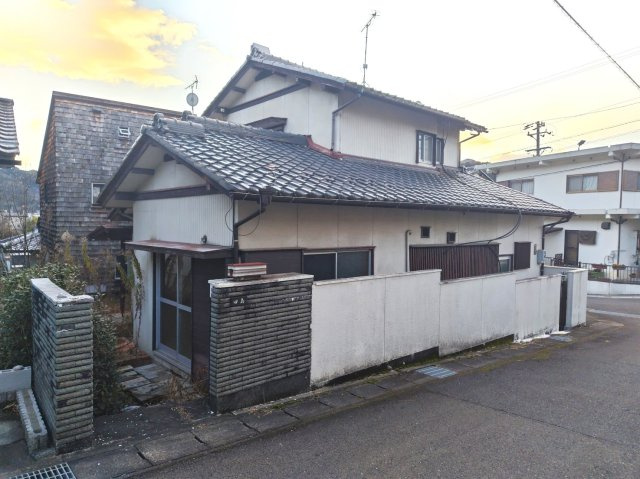 ６５４８６　岐阜市加野７丁目中古戸建ての外観