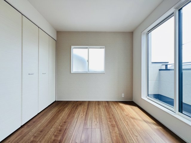 半田市大池町2丁目71-1『仲介手数料無料』新築戸建ての洋室