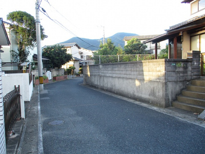 【前面道路含む現地写真】 | 横代東町三丁目2番60号（B-9）