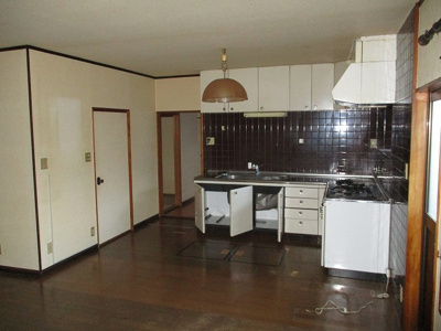 【居間・リビング】 | 横代東町三丁目2番60号（B-9）