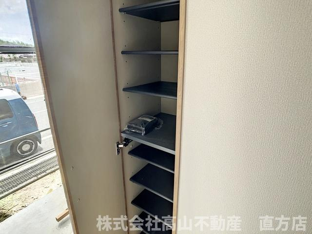 チェリーブロッサム感田の玄関