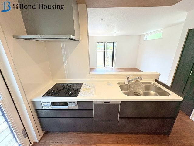 並列２台駐車・西神中央駅徒歩２５分・狩場台　全２棟　２号地のキッチン