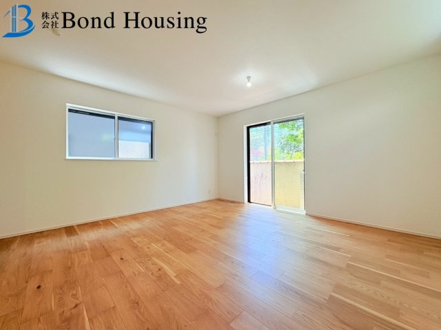 閑静な住宅地・西神中央駅徒歩２５分・狩場台　全２棟　１号地の洋室