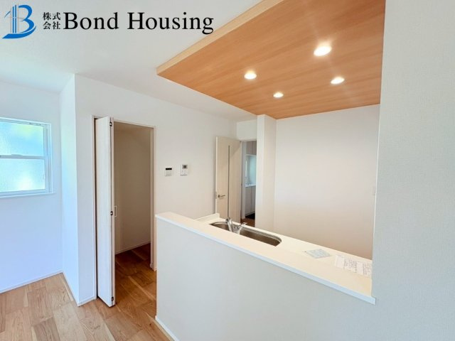 閑静な住宅地・西神中央駅徒歩２５分・狩場台　全２棟　１号地の居間・リビング