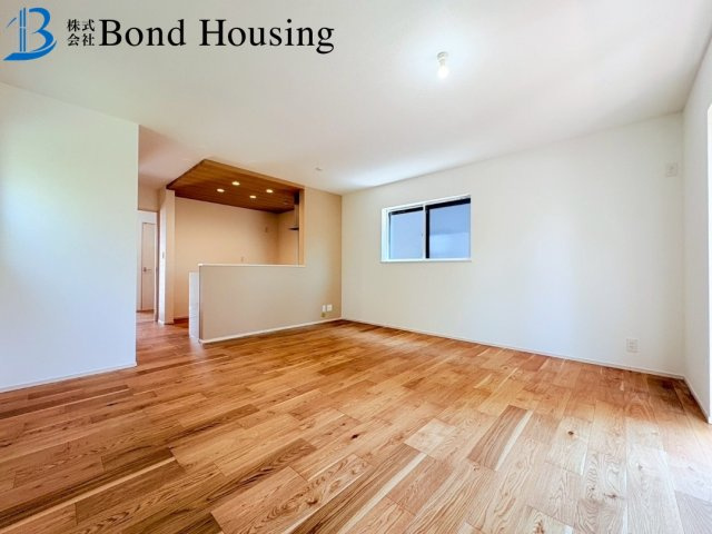 閑静な住宅地・西神中央駅徒歩２５分・狩場台　全２棟　１号地の洋室