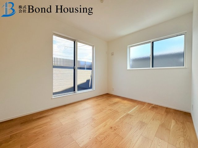 閑静な住宅地・西神中央駅徒歩２５分・狩場台　全２棟　１号地の洋室