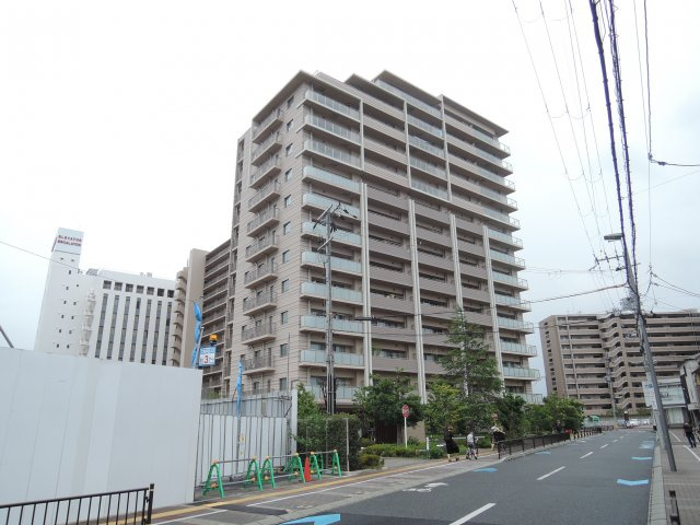 ライオンズ茨木ニューシティB街区（分譲）のバルコニー