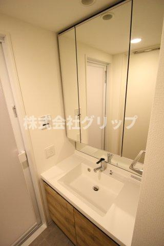 ＷＯＲＶＥ横浜伊勢佐木町の独立洗面台