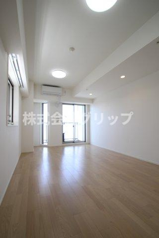 ＷＯＲＶＥ横浜伊勢佐木町の洋室