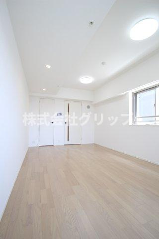 ＷＯＲＶＥ横浜伊勢佐木町の洋室
