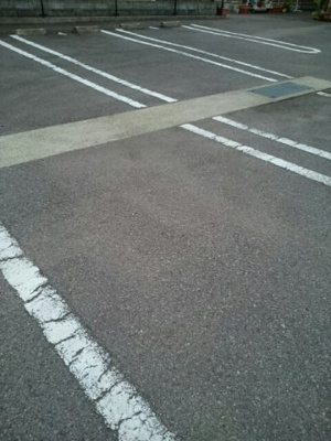 【駐車場】 | メゾンＳａｋａｋｉ | 駐車場完備です