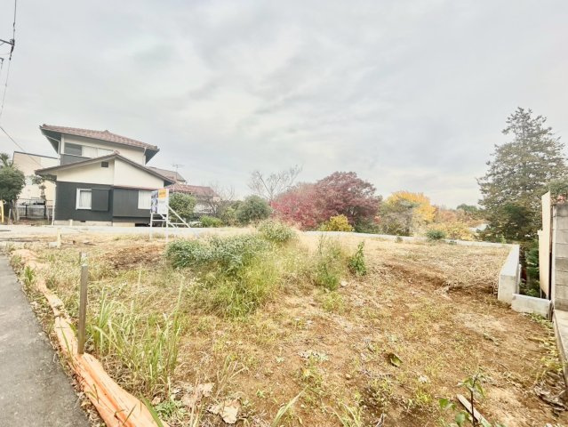 杉並区成田西3丁目　建築条件なし売地　残1区画の前面道路含む現地写真|現地写真

ご内見希望・資料請求などお気軽にお問い合わせ下さい！
03-5990-5201