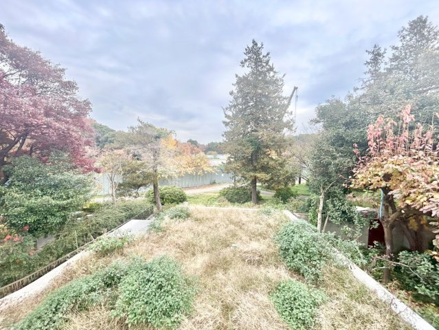 杉並区成田西3丁目　建築条件なし売地　残1区画の外観|2025.11.27撮影

現地ご見学希望・資料請求などお気軽にお問い合わせ下さい！
03-5990-5201