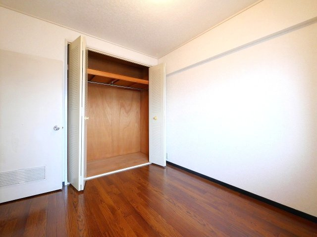 奈良パークハイツの洋室|広々とした洋室です