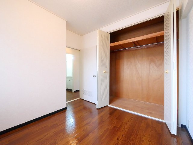 奈良パークハイツの洋室|コンパクトで使いやすい洋室です