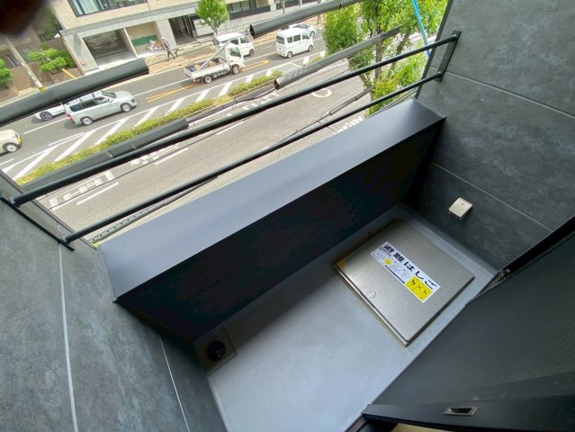 神戸甲南山手アパートメントのバルコニー