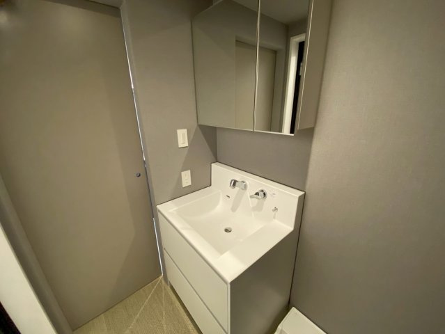 神戸甲南山手アパートメントの洗面所