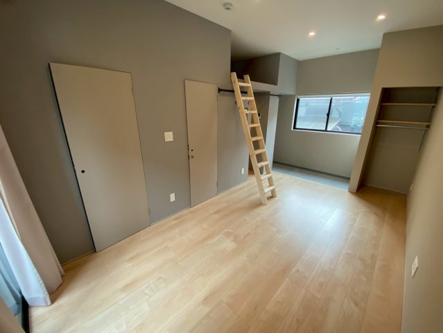 神戸甲南山手アパートメントの洋室