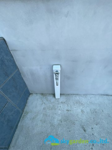 秦野市平沢　中古戸建の玄関