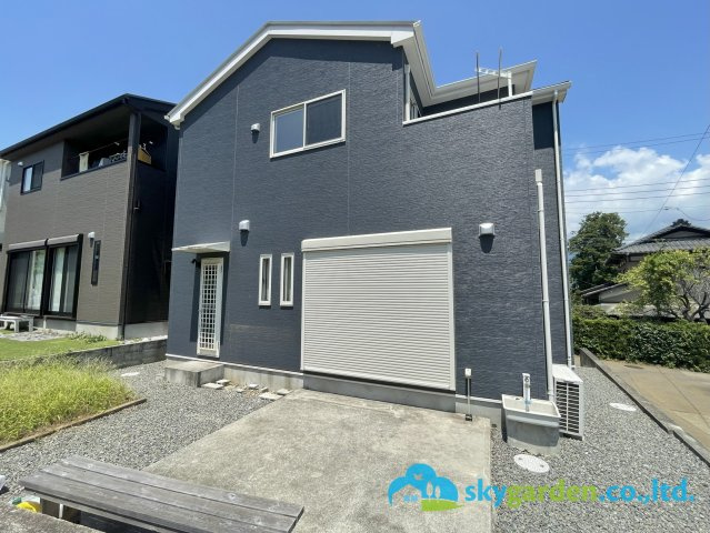 秦野市平沢　中古戸建の外観