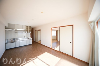 【居間・リビング】 | 第17柴田マンション | おしゃれなリビングです