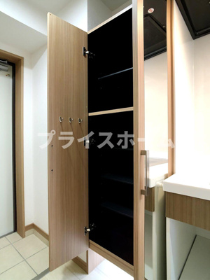 【収納】 | ロイヤルコンフォート渡辺通　★プライスホームなら仲介手数料が割引価格です★