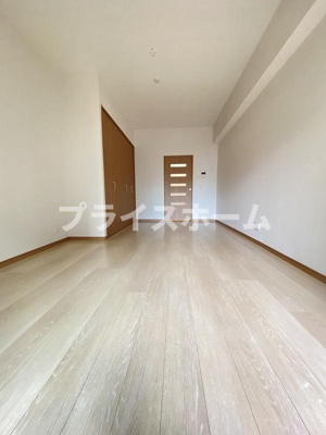 【寝室】 | ロイヤルコンフォート渡辺通　★プライスホームなら仲介手数料が割引価格です★