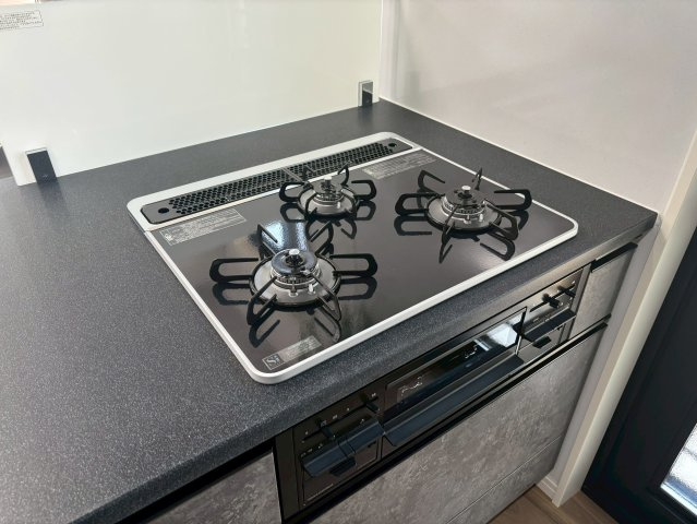 PEAKS山の田中央のキッチン