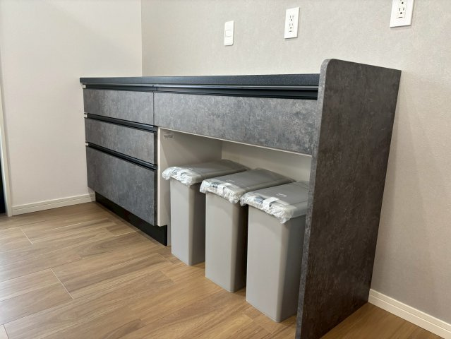 PEAKS山の田中央のキッチン