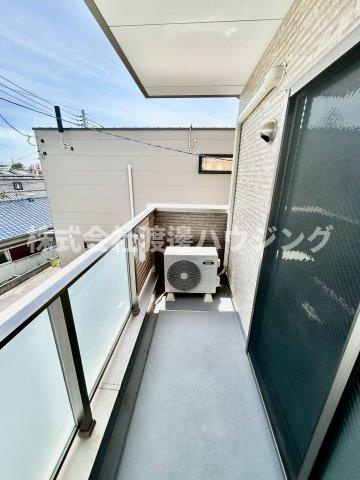 ラウレアコート吹田原町のバルコニー