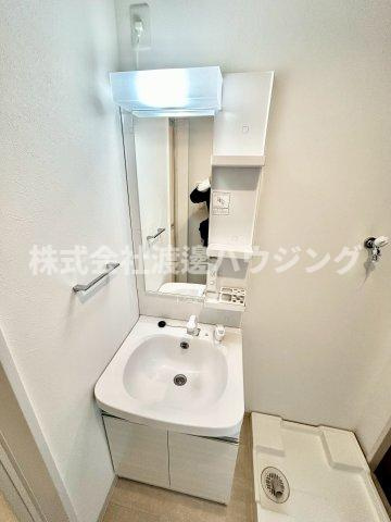 ラウレアコート吹田原町の洗面所